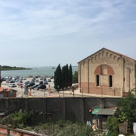 Ca' Santa Marta *