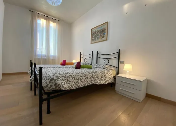 Ca' Santa Marta Apartment